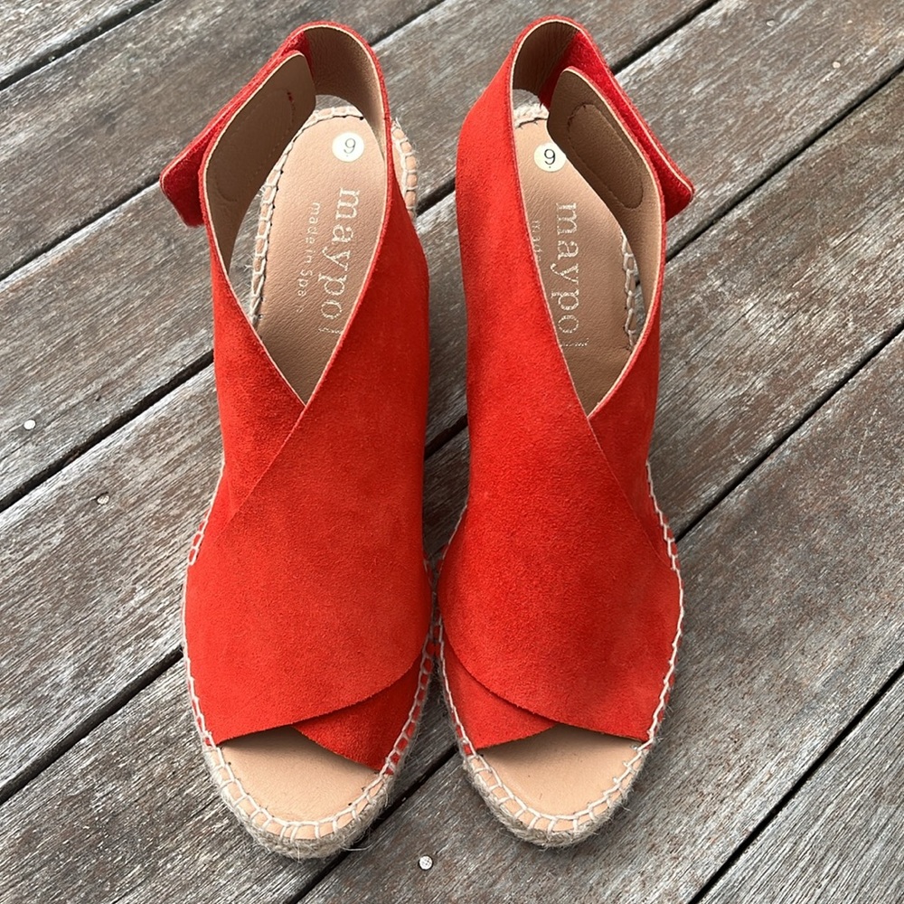 Maypol made in Spain red wedge heel espadrilles. - Picture 7 of 7